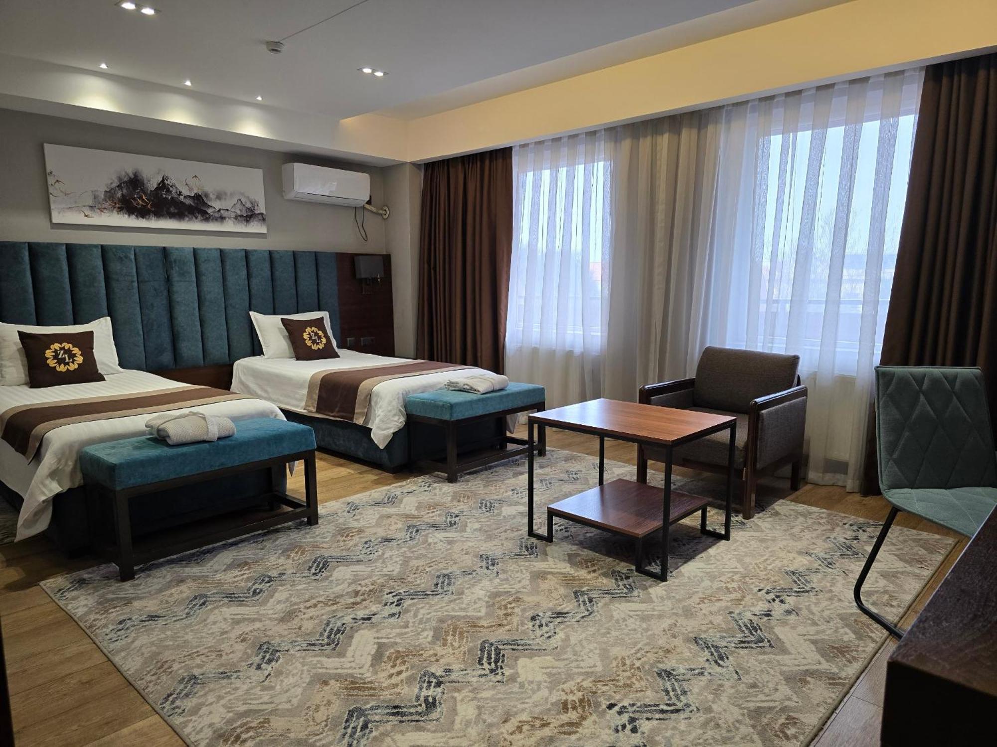 Ziyorat Luxury Hotel Fargʻona Buitenkant foto