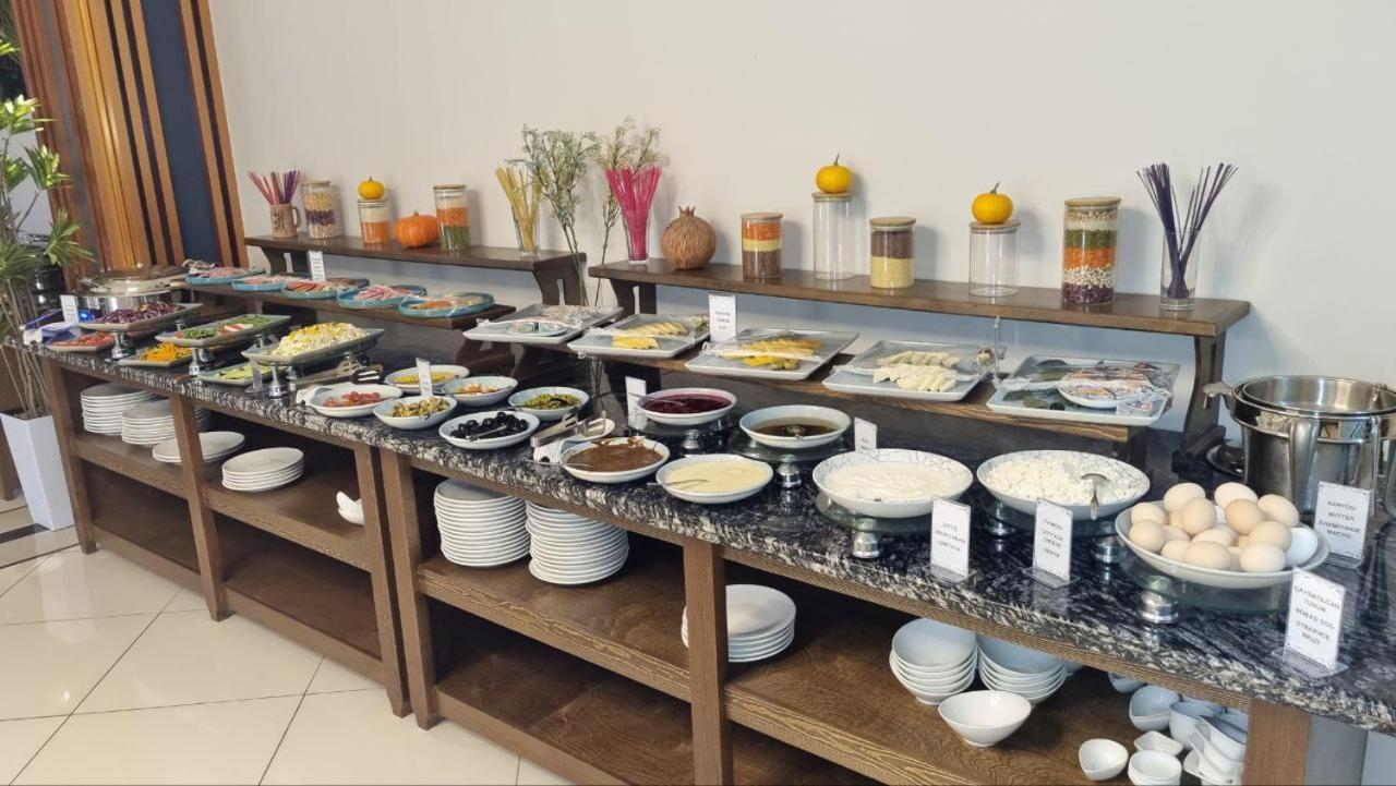 Ziyorat Luxury Hotel Fargʻona Buitenkant foto