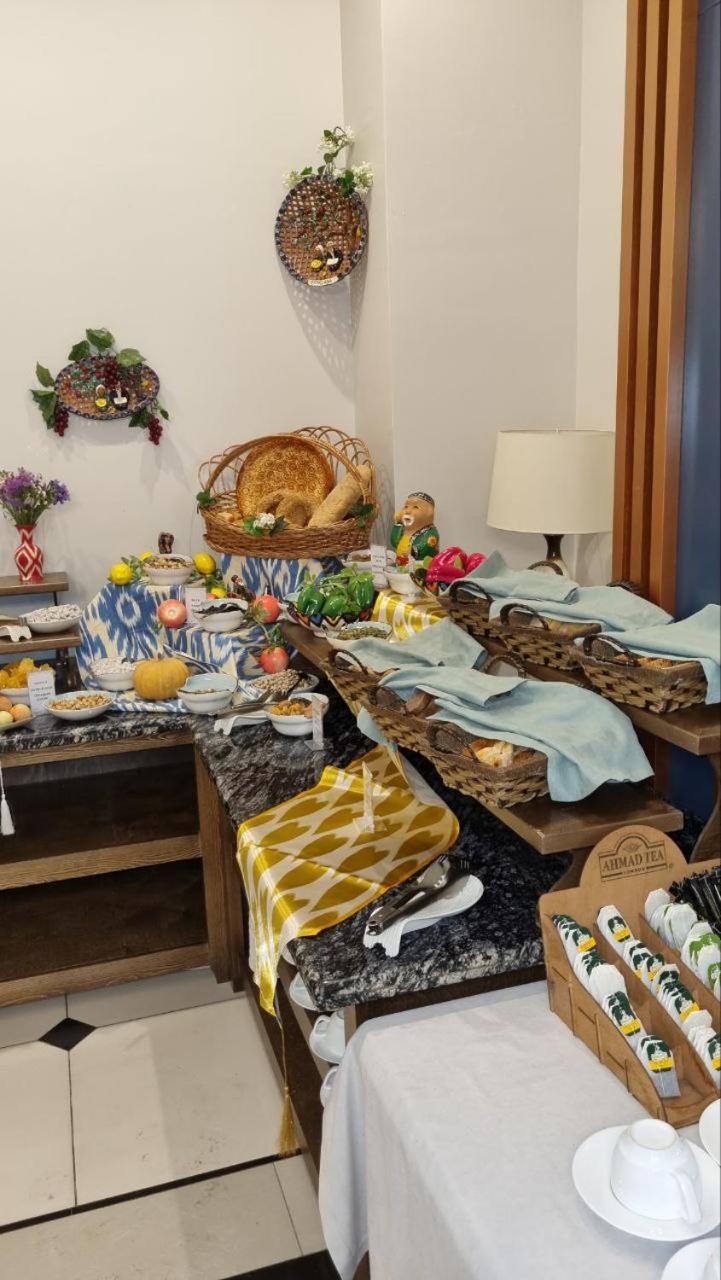 Ziyorat Luxury Hotel Fargʻona Buitenkant foto