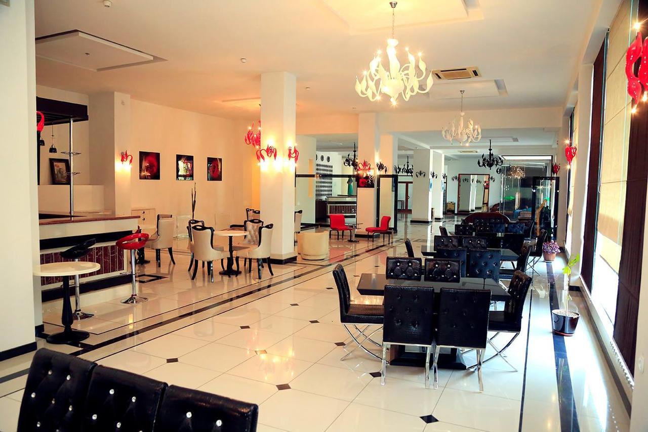 Ziyorat Luxury Hotel Fargʻona Buitenkant foto